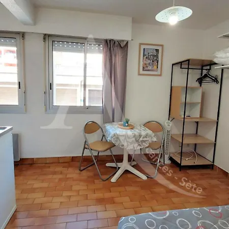 شقة Entre Vie De Quartier Et Plages *